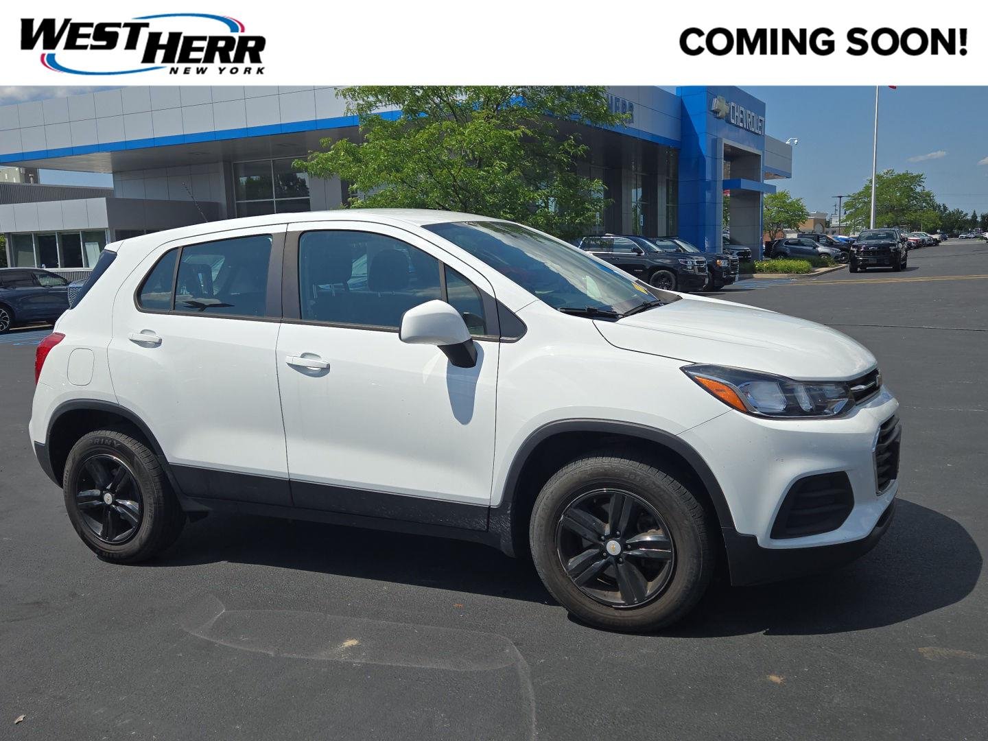 Used 2018 Summit White Chevrolet LS image 1