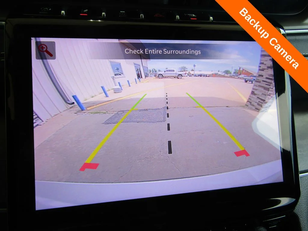 Used 2023 Silver Jeep Limited image 17