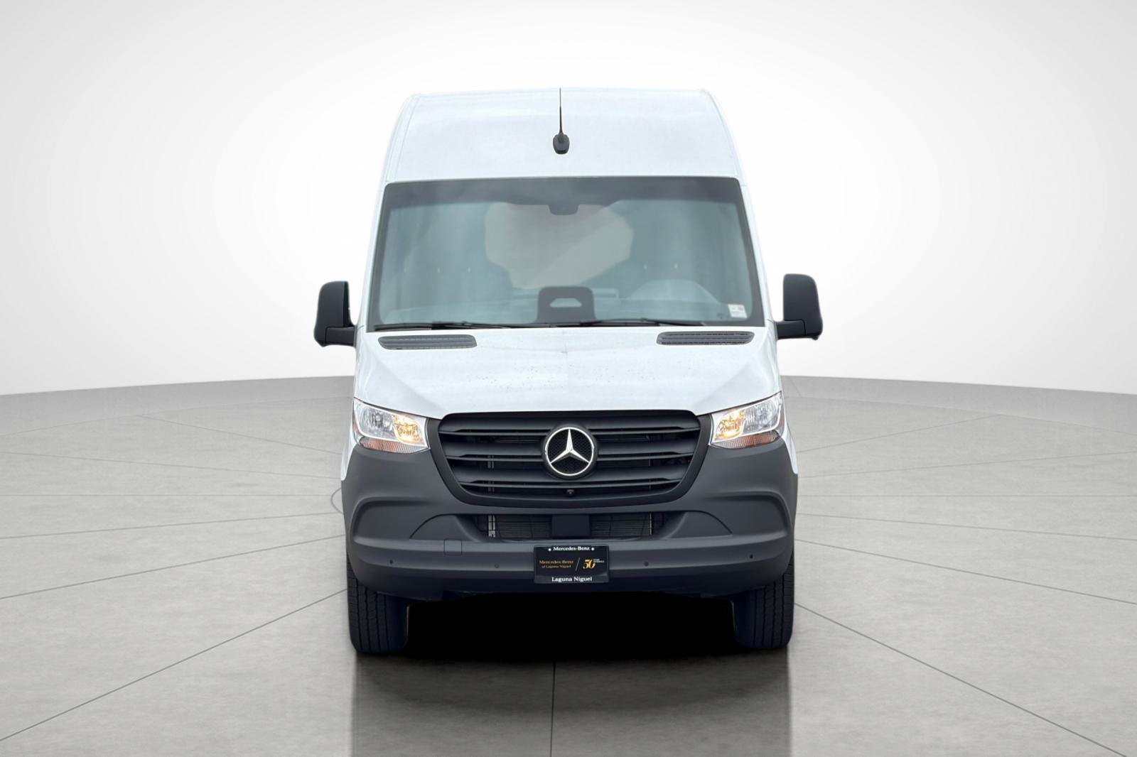 New 2026 Arctic White Mercedes-Benz Cargo 170 WB image 6
