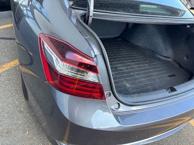 Used 2017 Gray Honda LX image 10