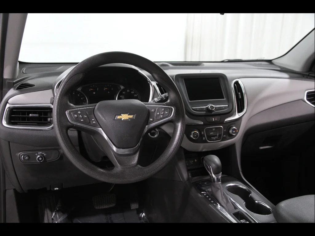 2023 Chevrolet Equinox LS - Photo 6
