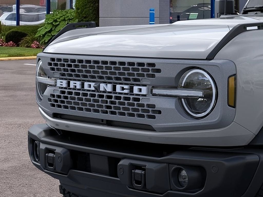 New 2026 Avalanche Gray Ford Badlands® image 19