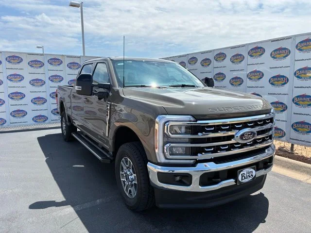 New 2026 Marsh Gray Ford Lariat image 2