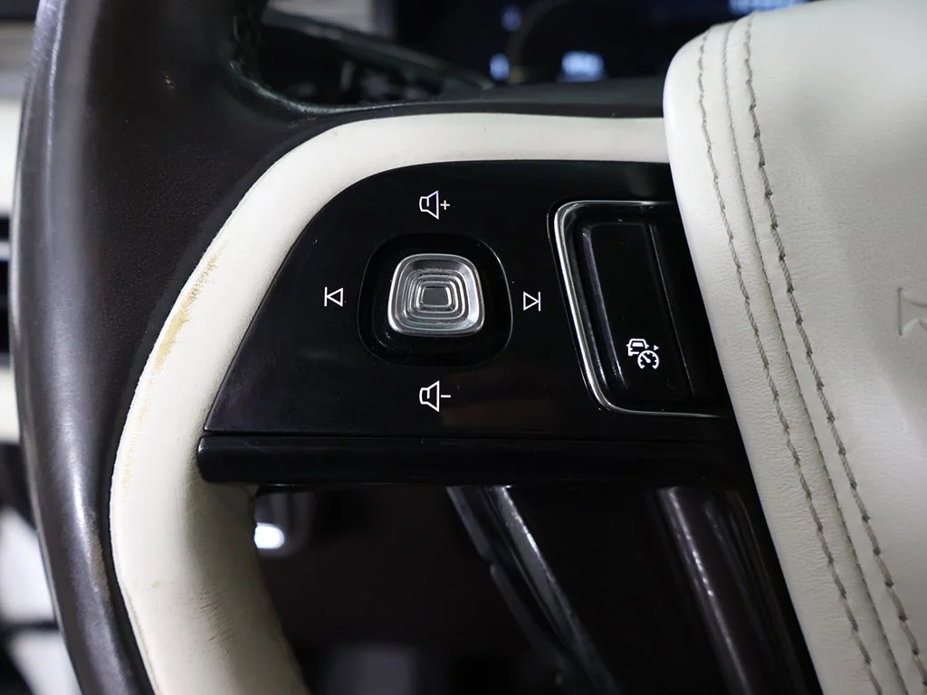 Used 2020 White Metallic Lincoln Black Label image 52