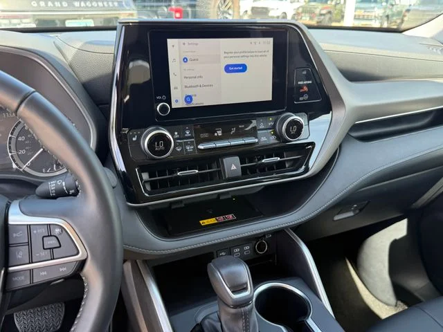 Used 2025 Gray Toyota XLE image 15