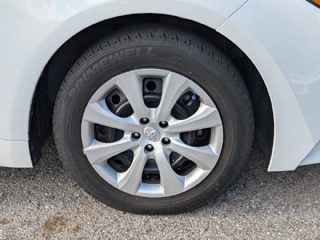 Used 2021 White Toyota LE image 11