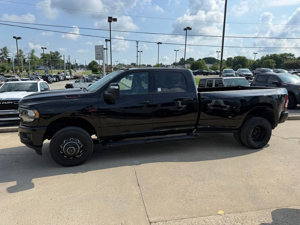 Used 2024 Black Ram Big Horn image 10