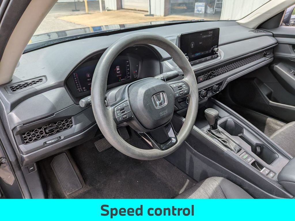 Used 2025 Gray Honda LX image 31
