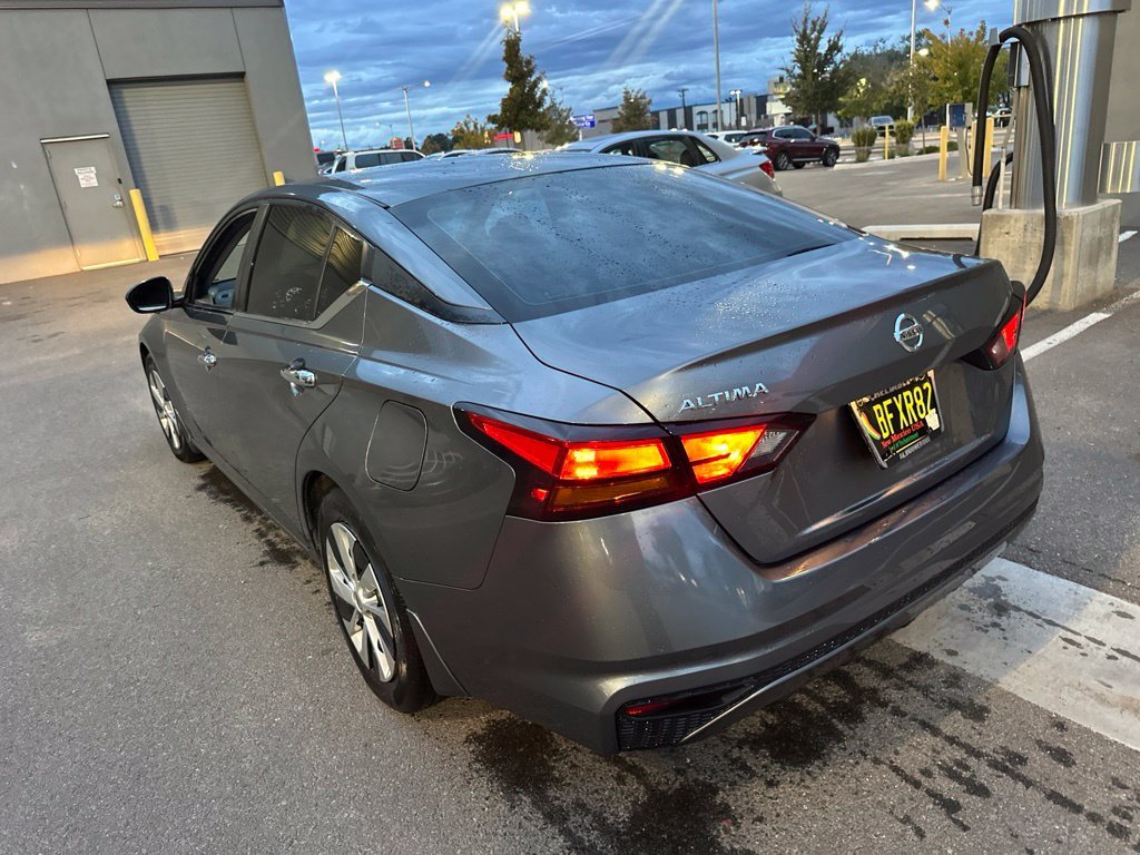 Used 2022 Gray Nissan 2.5 S image 11