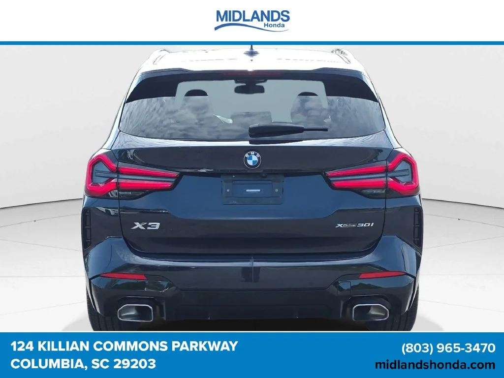 Used 2023 Carbon Black Metallic BMW xDrive30i image 5