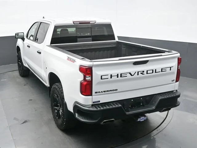 Used 2020 White Chevrolet LT Trail Boss image 10