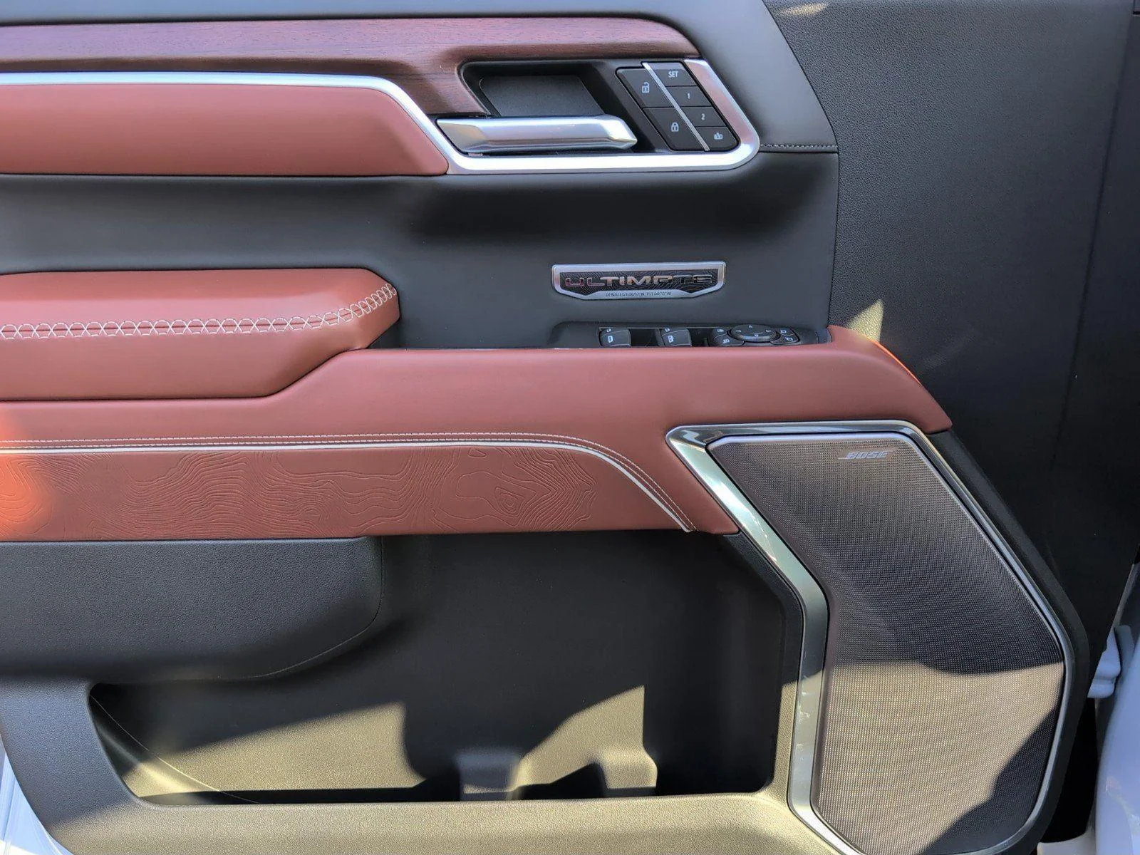 New 2026 Glacier White Tricoat GMC Denali Ultimate image 18