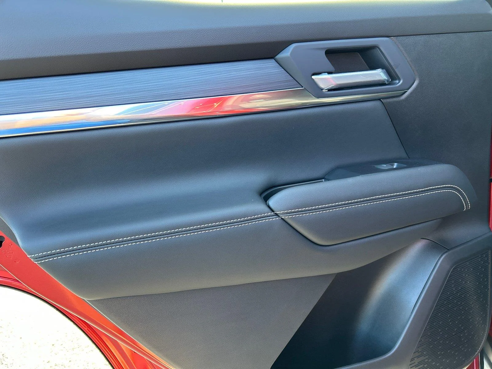 New 2027 Volcanic Red Tintcoat GMC Elevation image 34