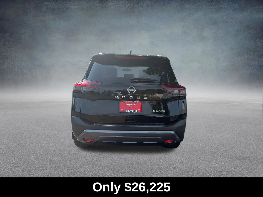Used 2023 Black Nissan SL image 4