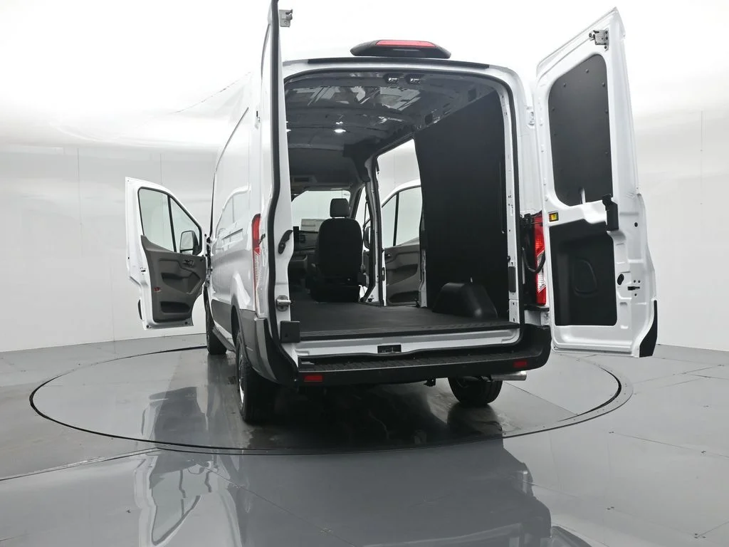 New 2026 White Ford Base image 29