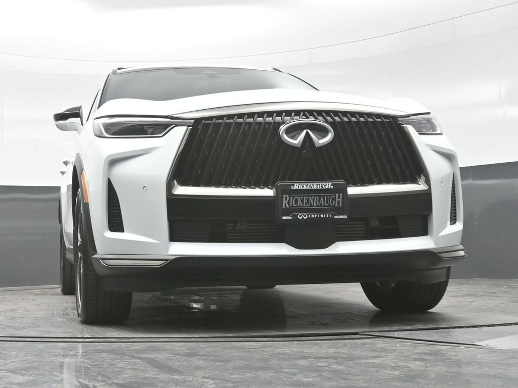 New 2027 2T RAD WHT INFINITI Autograph AWD image 32