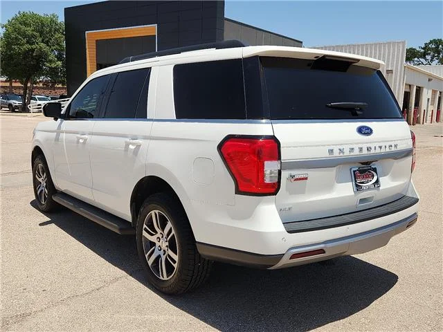 Used 2024 Star White Metallic Tri-Coat - AZ Ford XLT 4x2 image 3