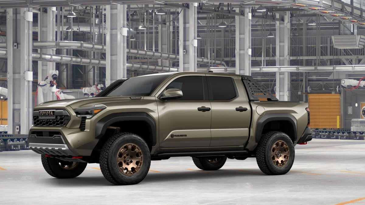 New 2026 Bronze Oxide Toyota Trailhunter image 2