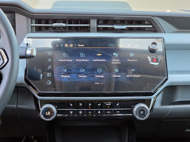 New 2027 Summit White Chevrolet LT image 3