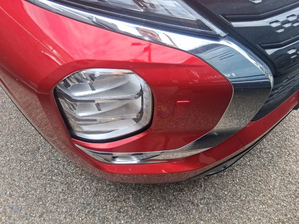 Used 2023  Mitsubishi  image 8