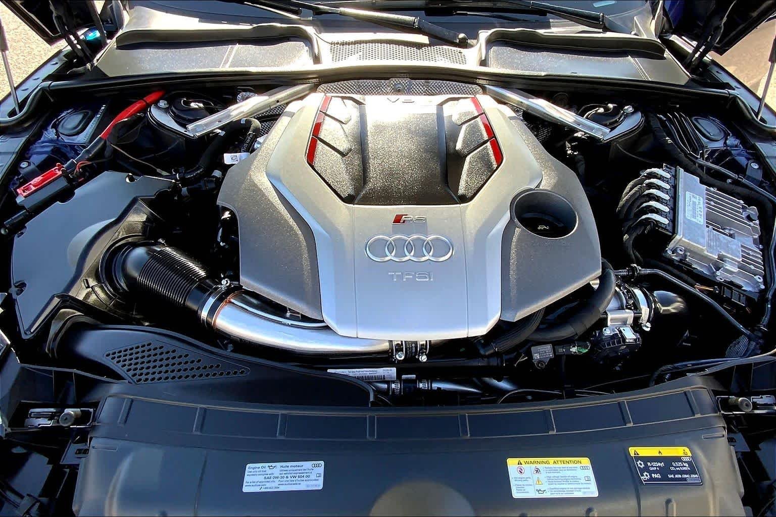 Used 2024 Navarra Blue Metallic Audi  image 31
