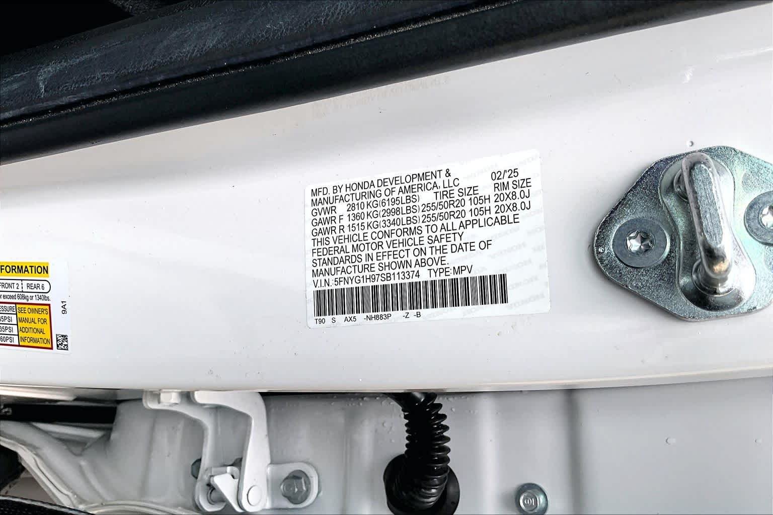 Used 2025 Platinum White Pearl Honda Black Edition image 34
