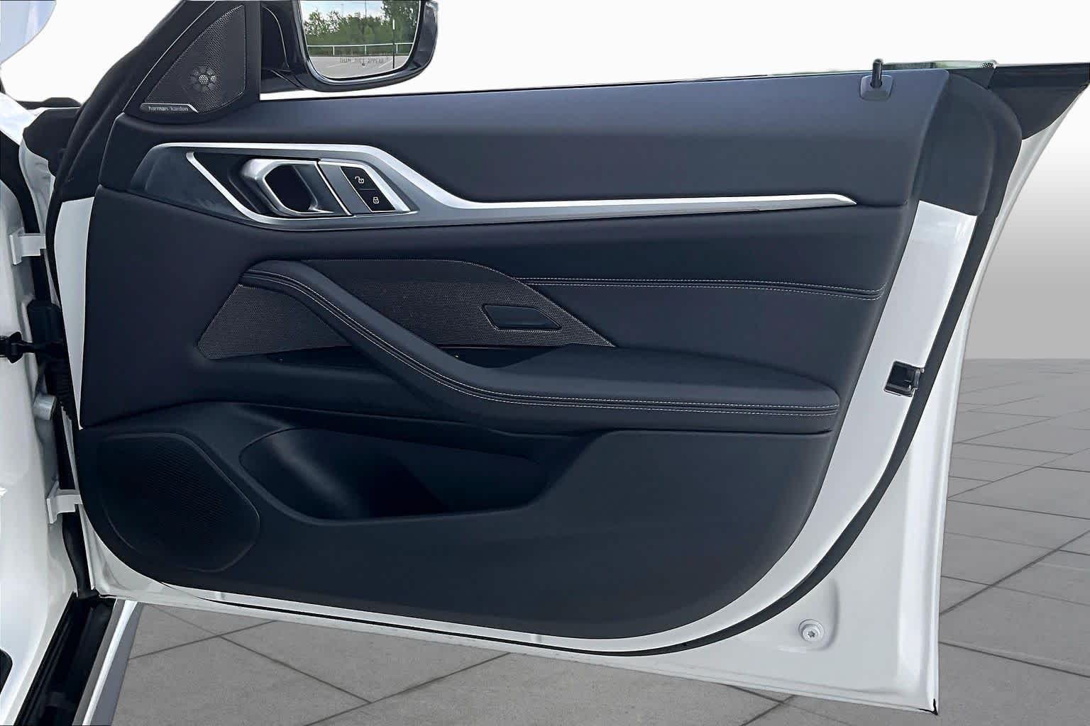 Used 2025 Alpine White BMW M50 image 24
