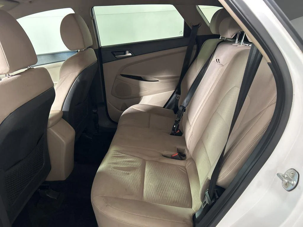 Used 2020 Cream White Hyundai Value image 16