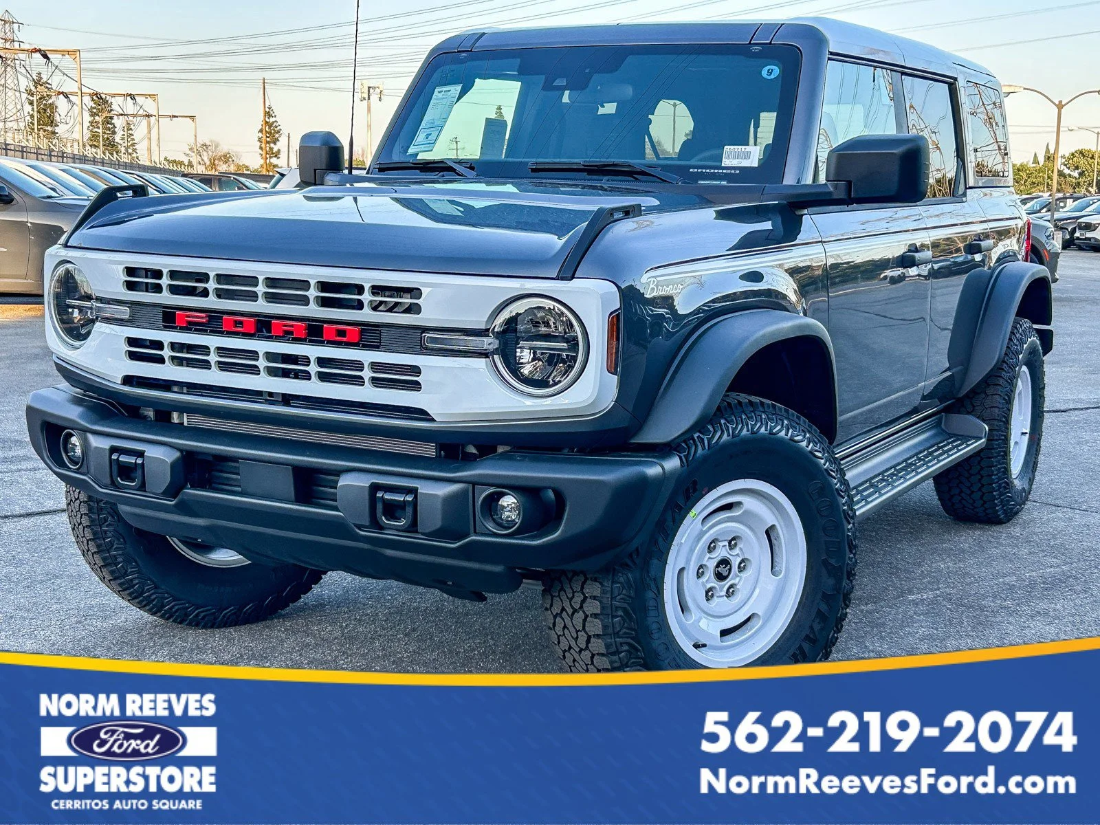 2026 Ford Bronco Heritage Edition 4x4's photo