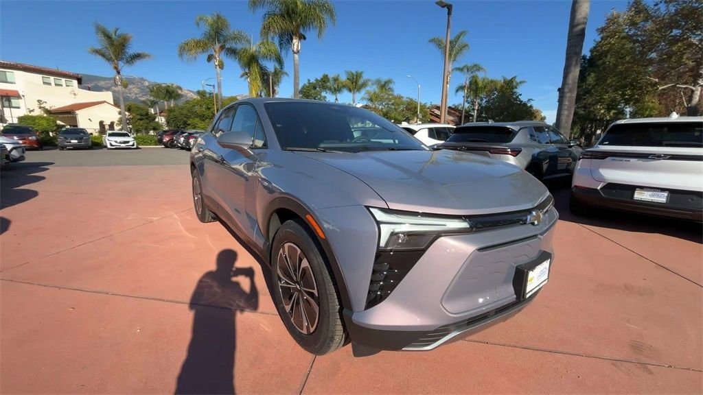 New 2026 Galaxy Gray Metallic Chevrolet LT image 2