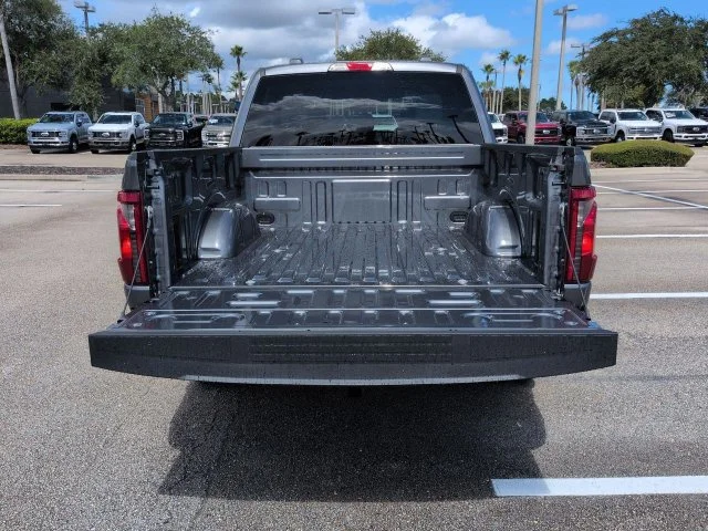 New 2026 Carbonized Gray Metallic Ford XLT image 13