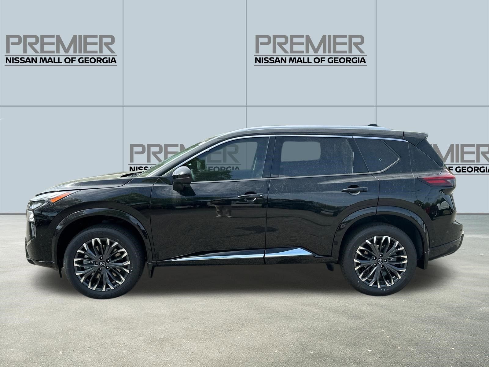 New 2026 Black Nissan Platinum image 6