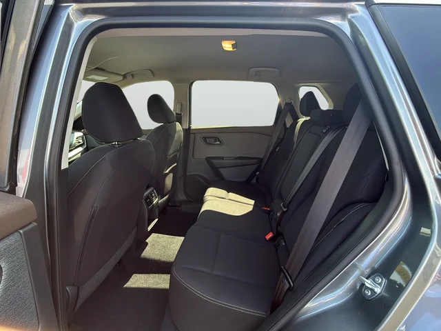 Used 2023 Gray Nissan S image 15