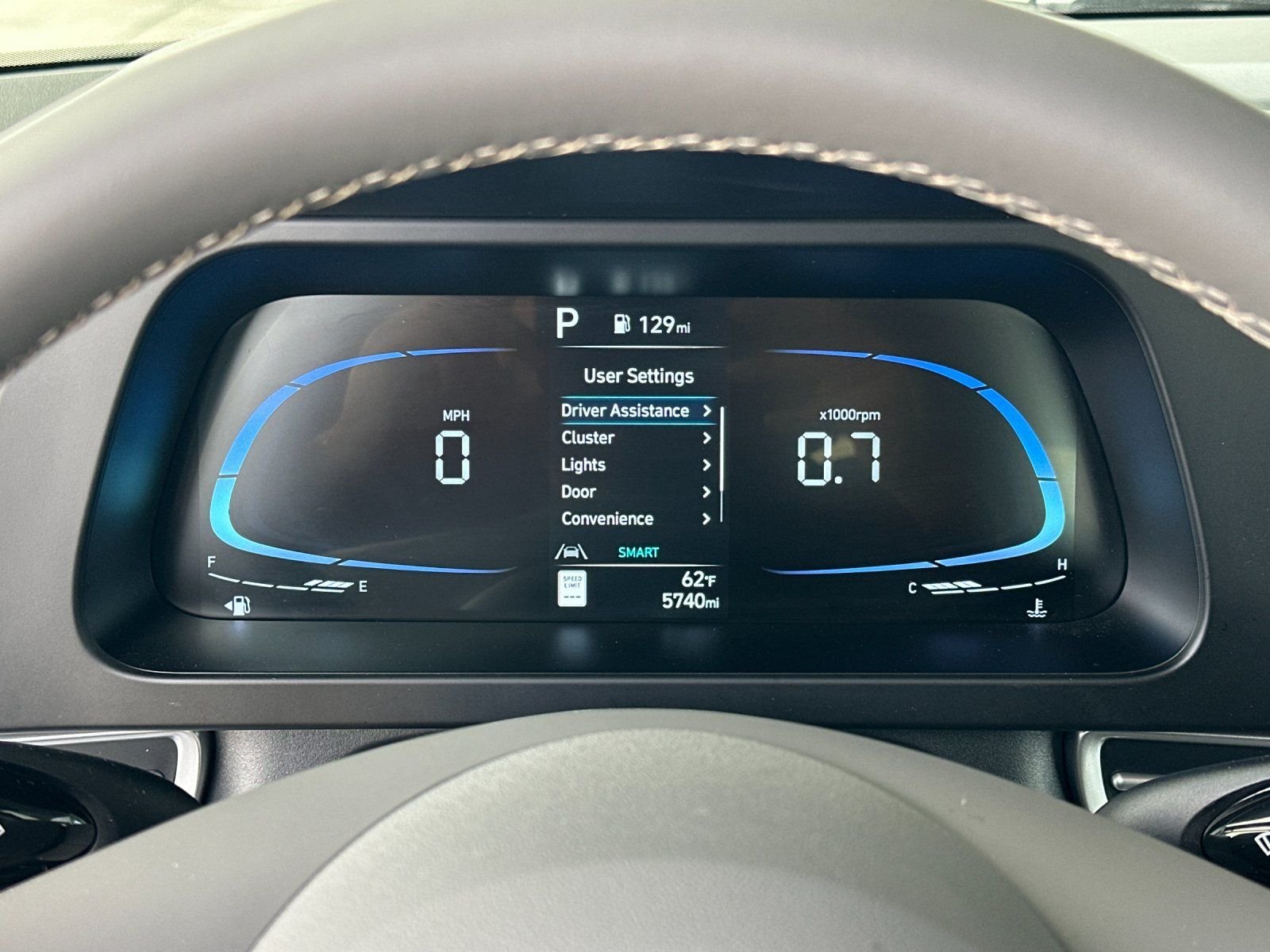 Used 2025 Gray Hyundai SEL Sport image 23