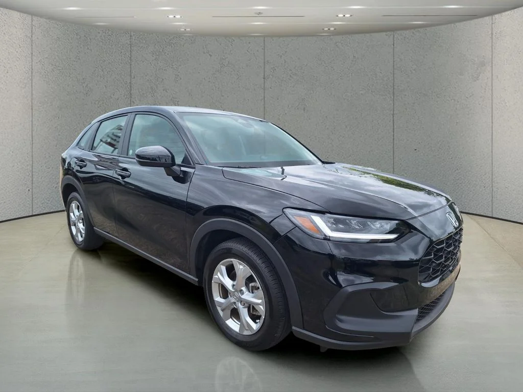 Used 2025 Black Honda LX image 7