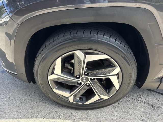 Used 2022 Gray Hyundai SEL image 10