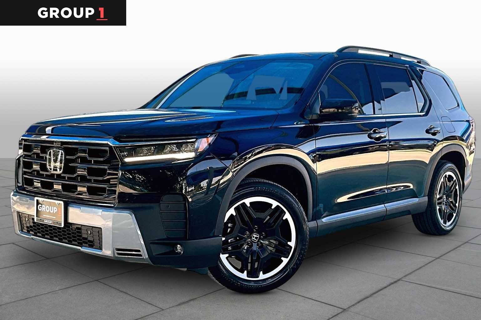 2026 Honda Pilot Touring Blackout AWD's photo