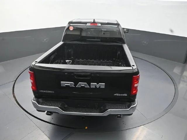 New 2027 Diamond Black Crystal Pearl-Coat Exterior Paint RAM Big Horn/Lone Star image 16
