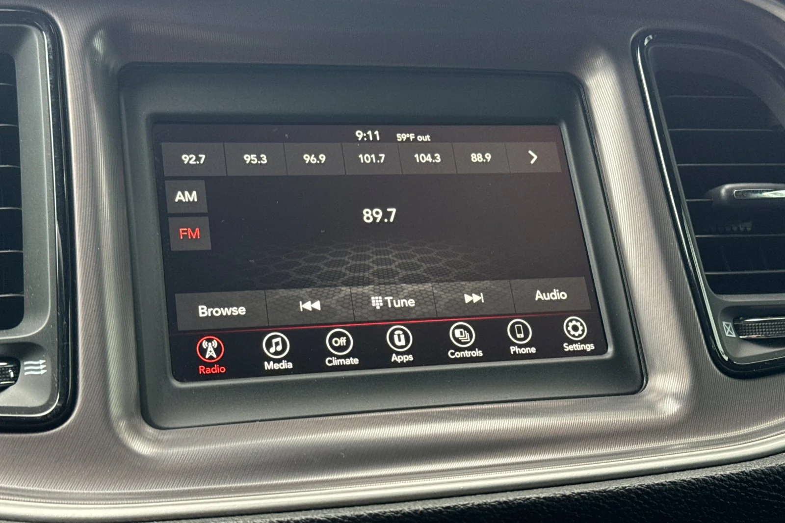 Used 2021 White Dodge SXT image 17
