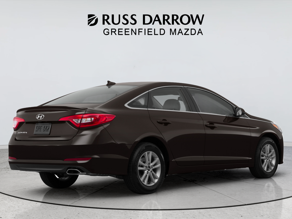 Used 2015 Brown Hyundai SE image 3