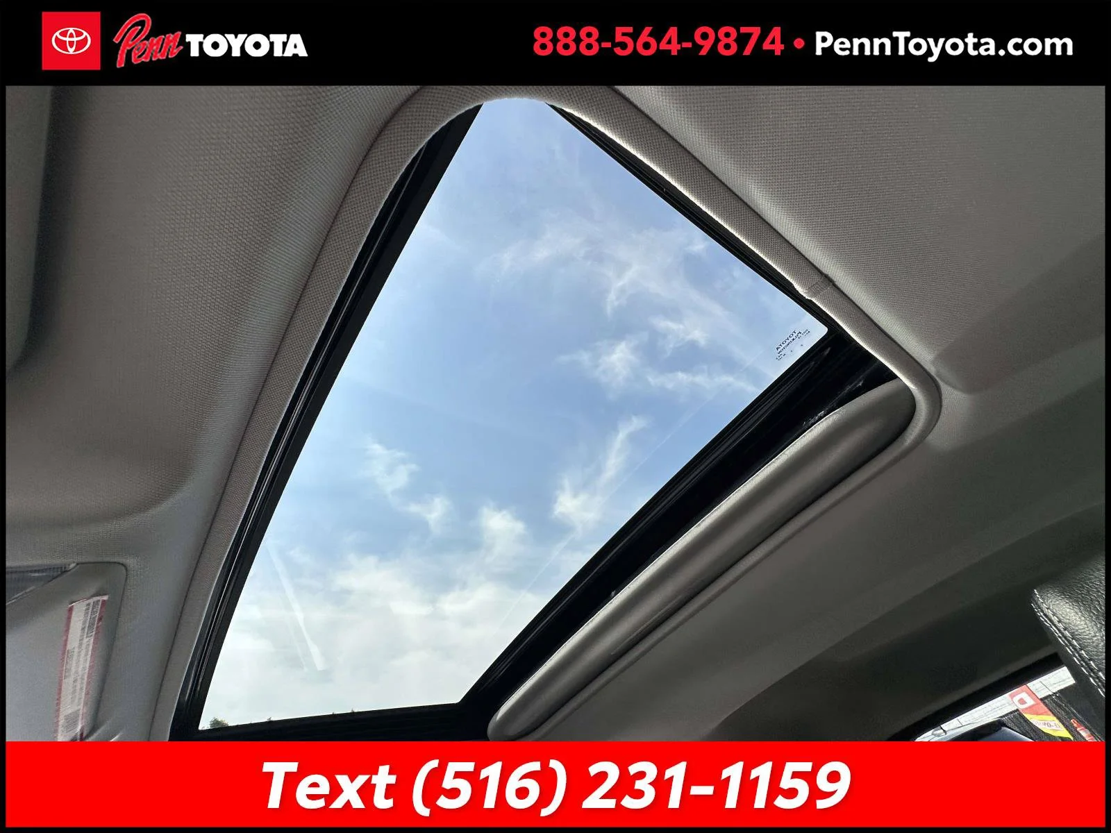 Used 2023 RUBY FLARE PEARL Toyota XLE image 34