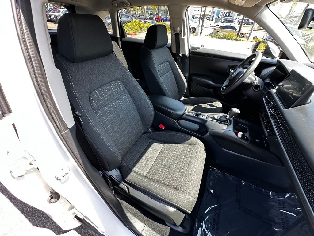 Used 2026  Honda LX image 14