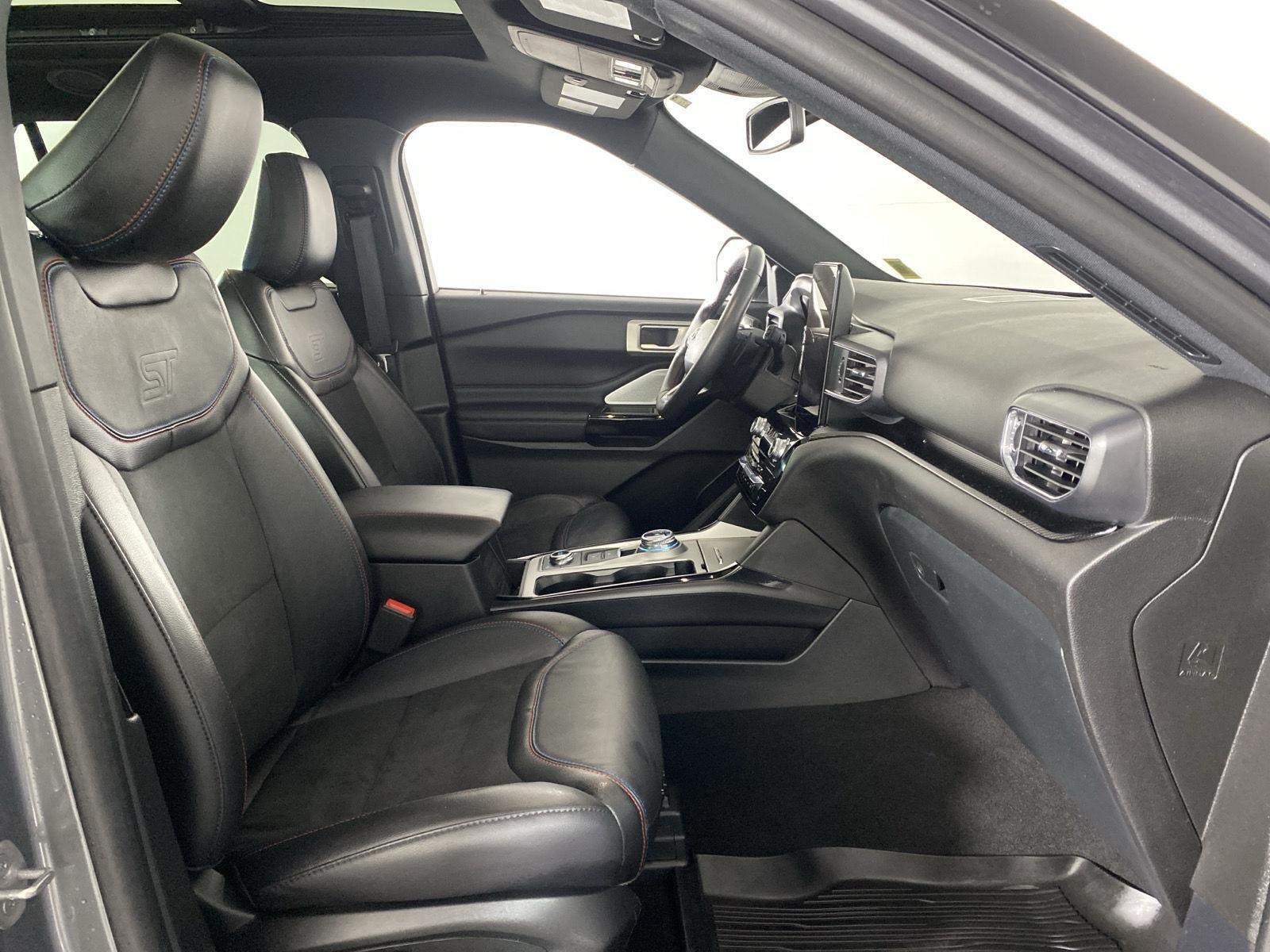 Used 2024 Carbonized Gray Ford  image 41