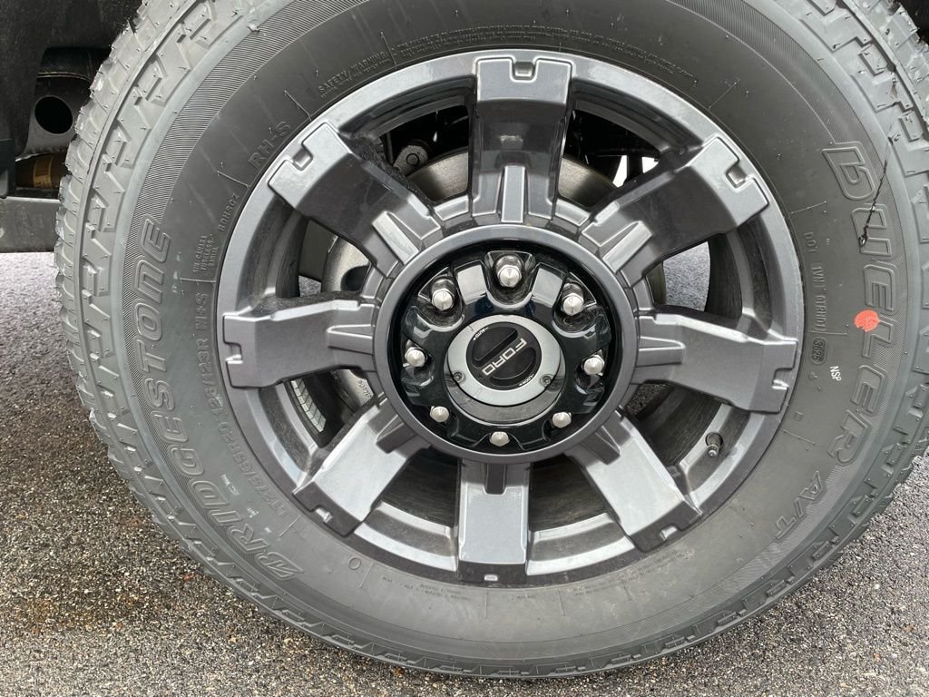 New 2026 Oxford White Ford F-250® XL image 5