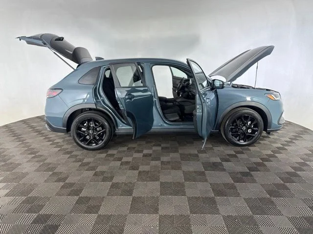 Used 2024 Green Honda Sport image 16