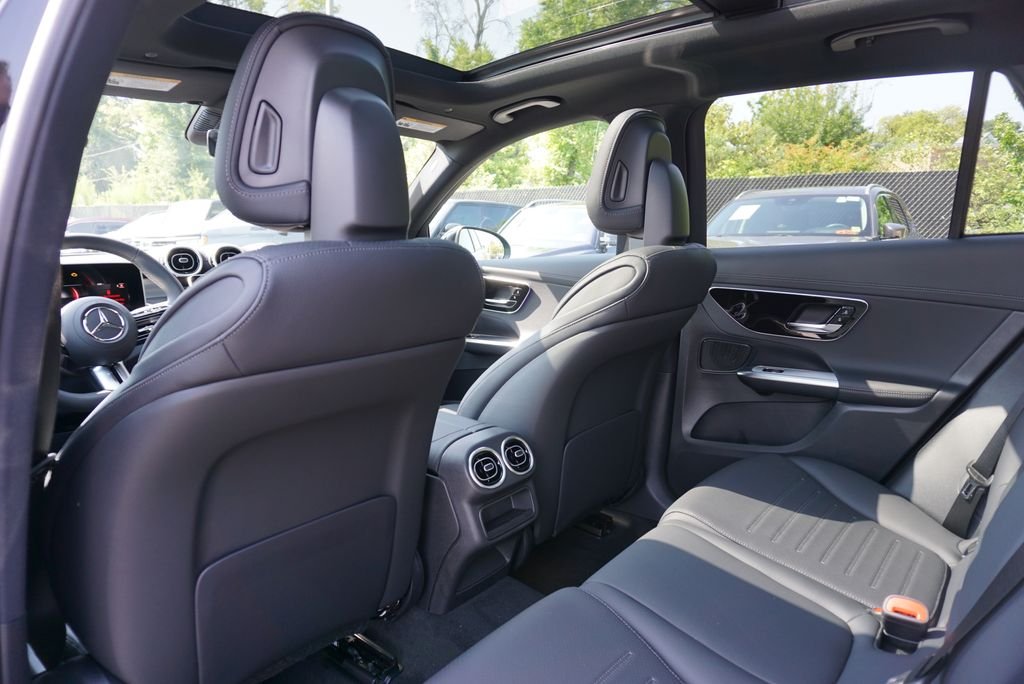 New 2026 Black Mercedes-Benz GLC 300 image 23
