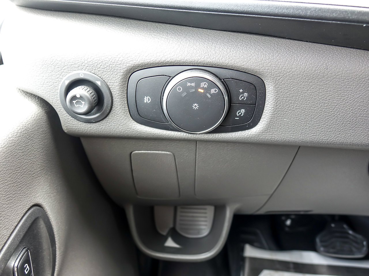 New 2026 Oxford White Ford KUV image 23