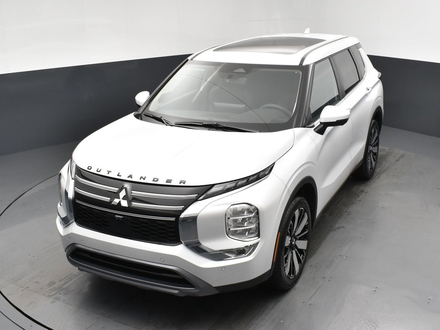 New 2026 White Mitsubishi SE 1.5T 2WD image 18