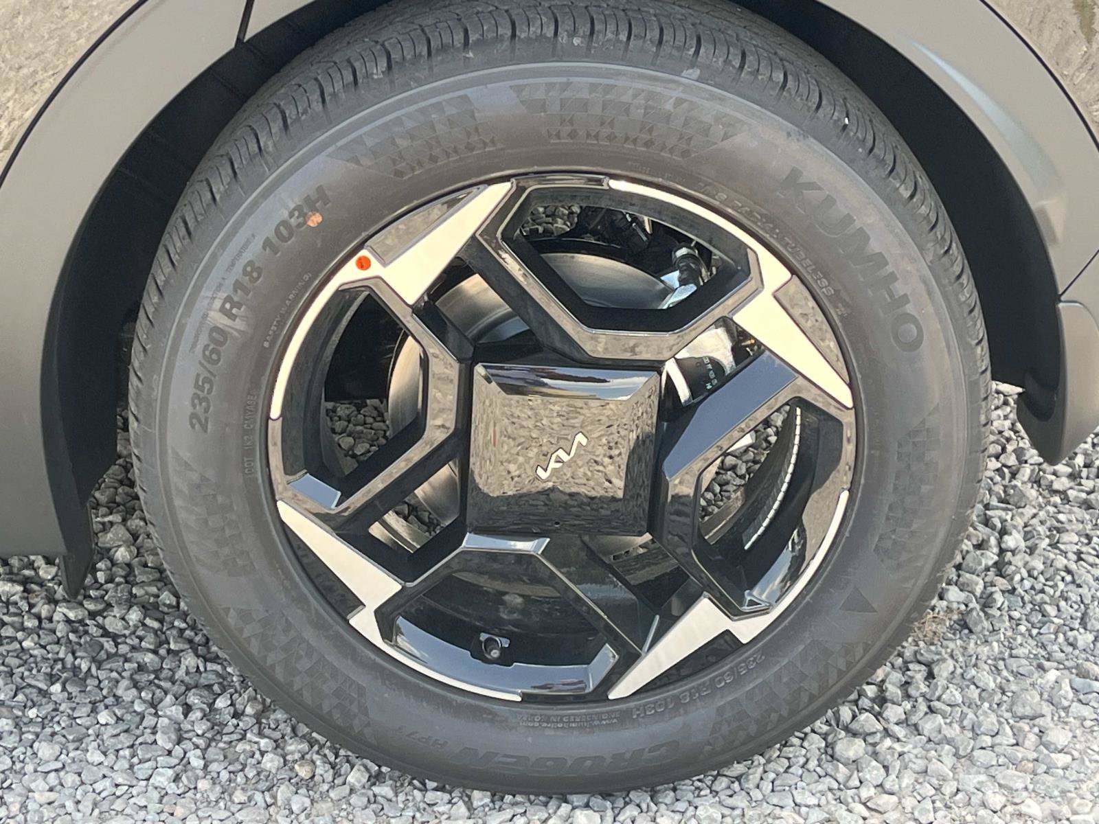 New 2027 Ebony Black Kia EX image 11