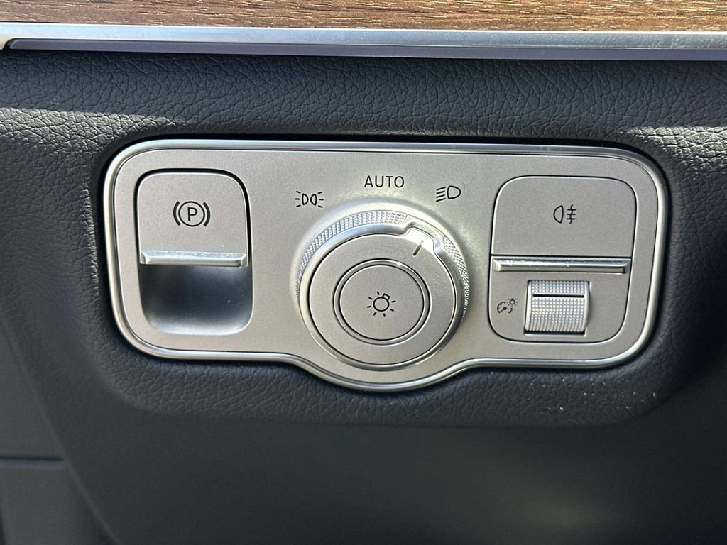 Certified Used 2025 Cirrus Silver Metallic Mercedes-Benz GLS 450 image 30
